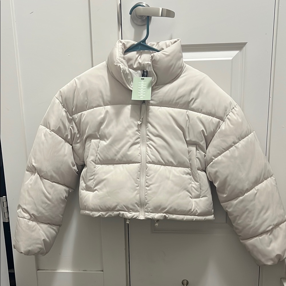 H&M NWT Cream Puffer Jacket XXS